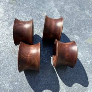 Concave Wood Grain Finish Napkin Rings Set Of 4